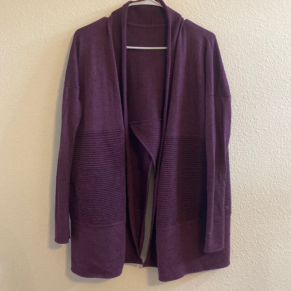 Lululemon Sit in Lotus Wrap